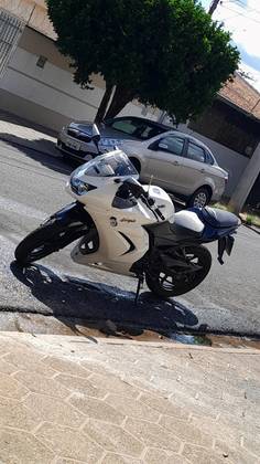 KAWASAKI NINJA 250R KAWASAKI NINJA 250R